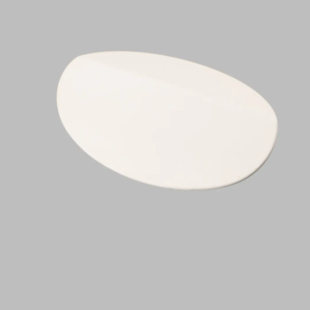 W207 C207 Klapka Wlewu Paliwa Calcite White do Mercedes o numerze A2077570106 Mercedes W207 C207 Klapka Wlewu Paliwa Calcite White - SKU A2077570106-CW - Numer Części A2077570106