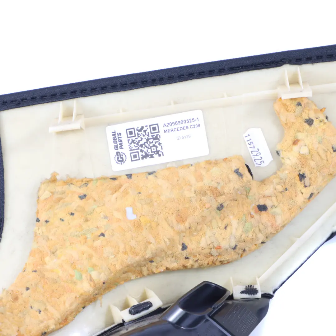 C-Säulenverkleidung hinten links schwarz für Mercedes CLK C209 W209 mit Teilenummer A2096900525 Mercedes CLK C209 W209 C-Säulenverkleidung hinten links schwarz - SKU A2096900525-1 - Teilenummer A2096900525