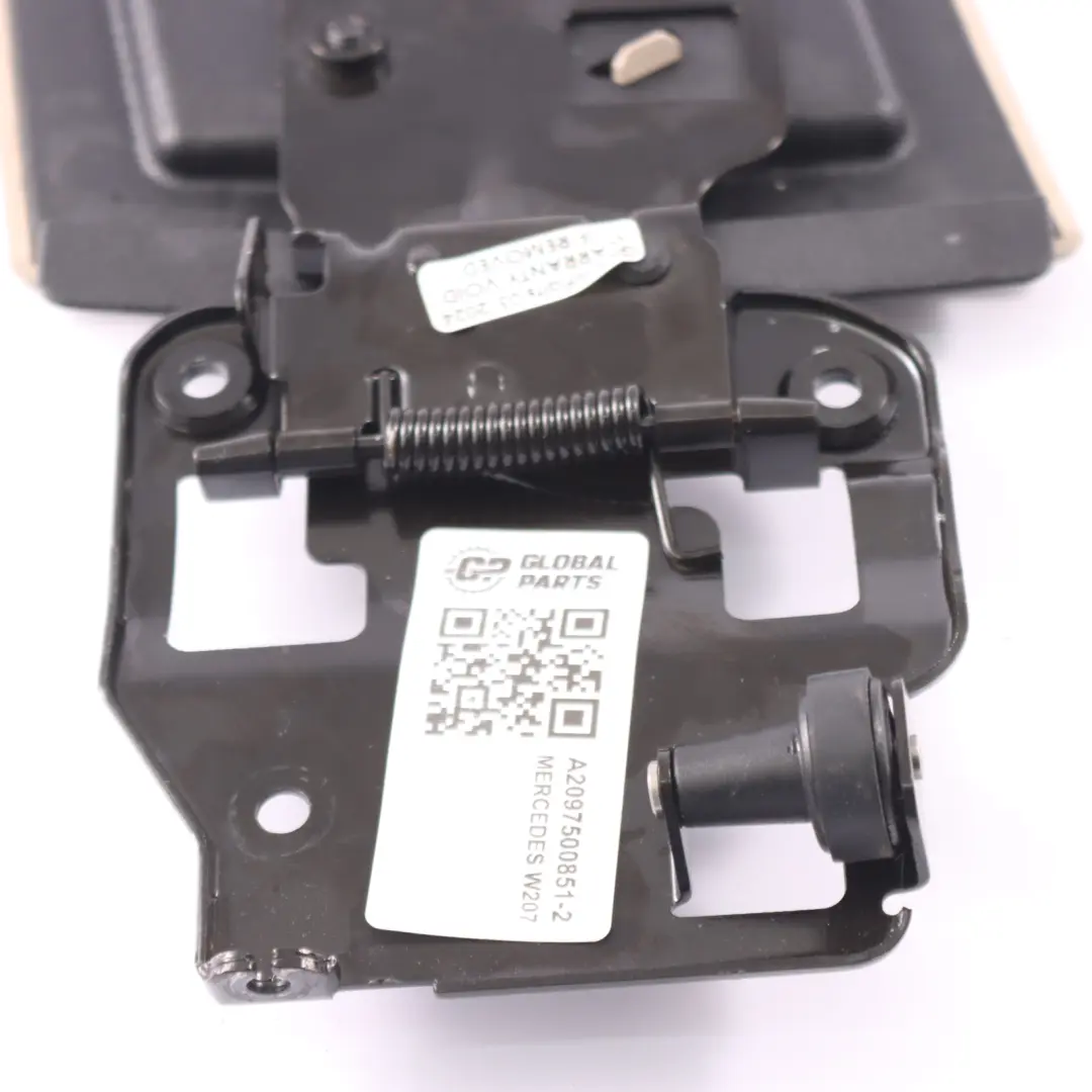 Mercedes A207 W207 Cabrio Hinten Rechts Klappverdeck Scharnier Abdeckung Beige - SKU A2097500851-2 - Teilenummer A2097500851