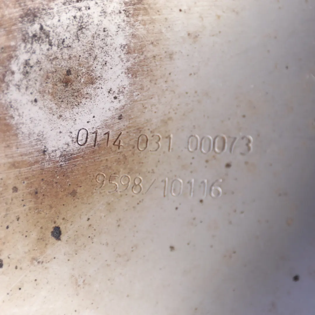 Zestaw Osłon Końcówek Rury do Mercedes W212 o numerze A2124902727 Mercedes W212 Zestaw Osłon Końcówek Rury - SKU A2124902727-A2124902827 - Numer Części A2124902727