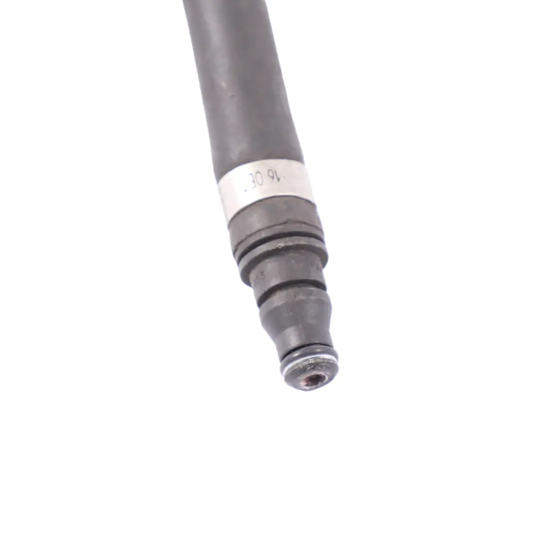 OM642 Tuyau d'eau de refroidissement Mercedes W212 - SKU A2125010925 - Numéro de pièce A2125010925