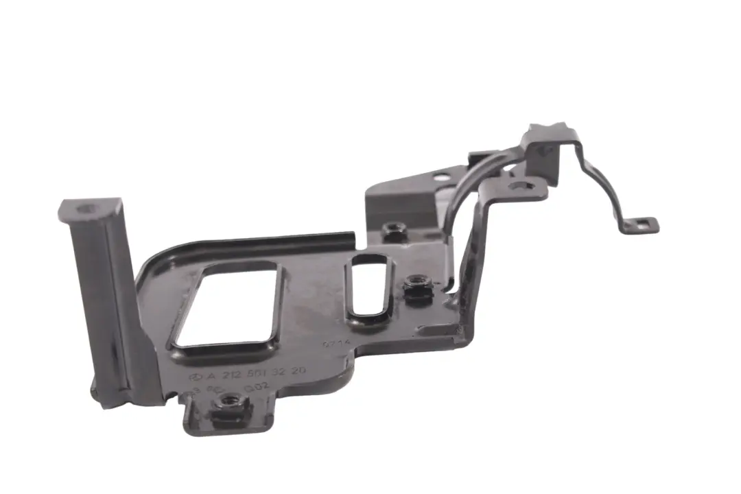  Soporte Bomba Agua Mercedes W212 Diesel OM651 Soporte Refrigerante - SKU A2125013220 - Número de pieza A2125013220