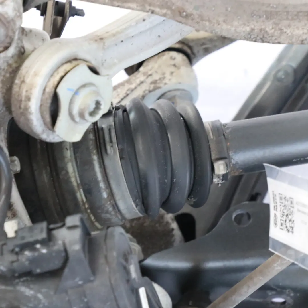 trasera izquierda Suspensión Freno Disco Rueda Hub para Mercedes X253 GLC 220 d con número de pieza A2133500141 Mercedes X253 GLC 220 d trasera izquierda Suspensión Freno Disco Rueda Hub - SKU A2133500141-1 - Número de pieza A2133500141