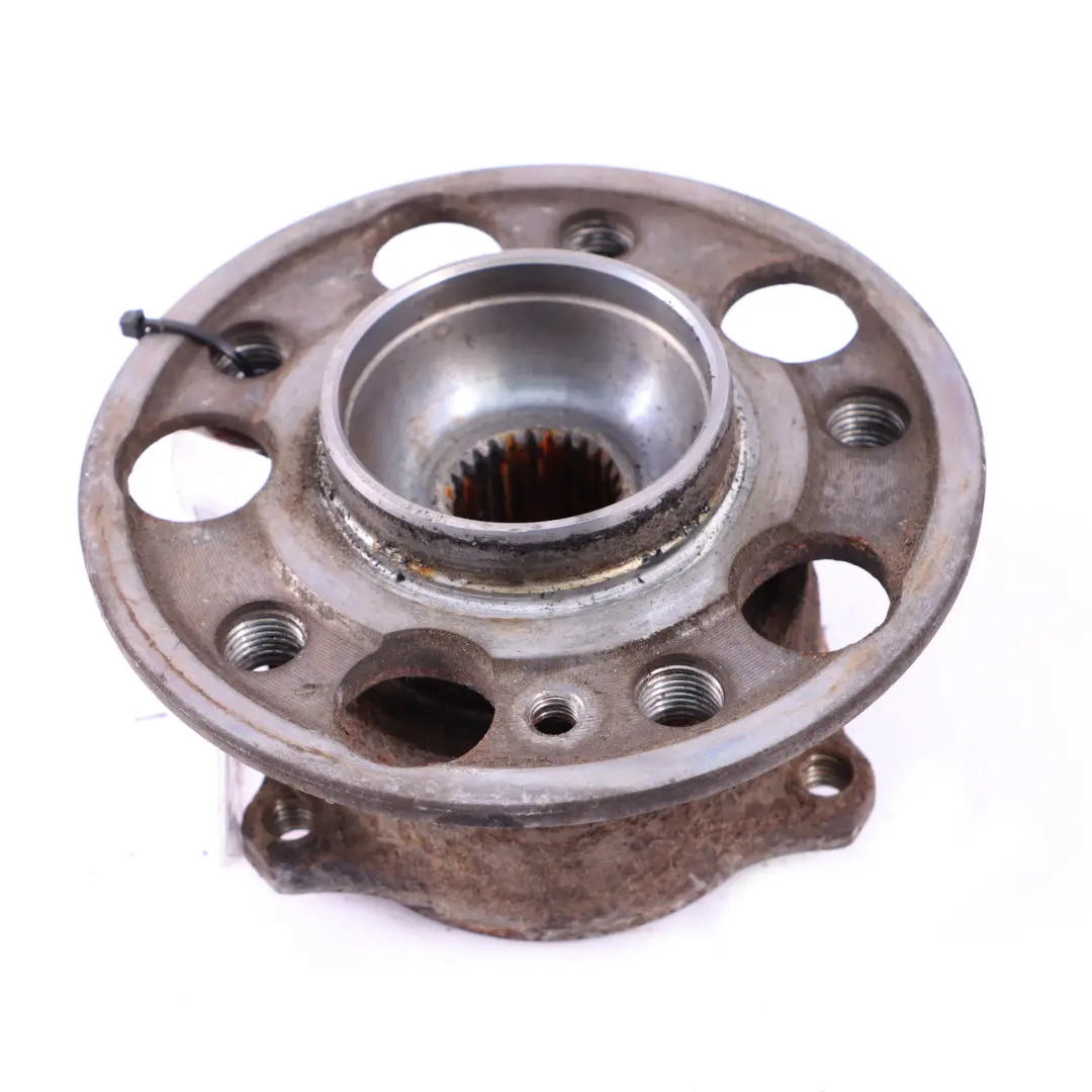  Mozzo ruota Mercedes W213 X253 Cuscinetto ruota asse posteriore - SKU A2133570500 - Numero di parte A2133570500