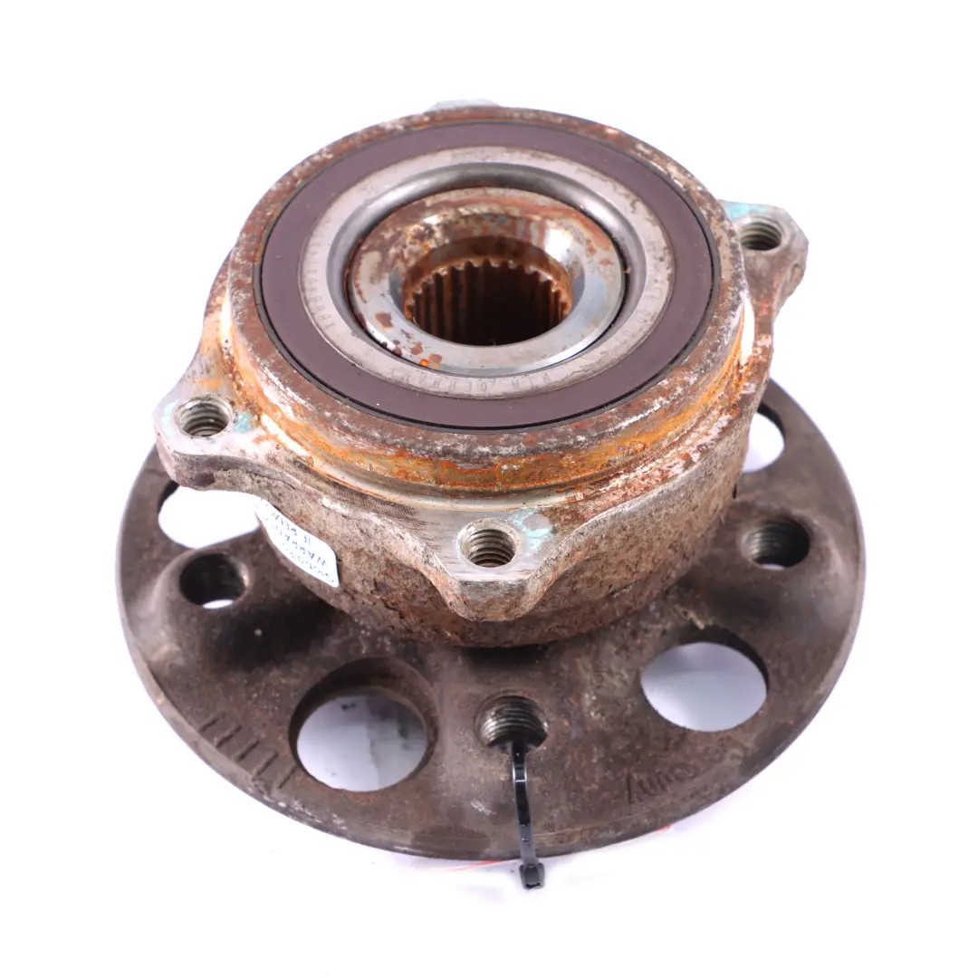 Mozzo ruota Mercedes W213 X253 Cuscinetto ruota asse posteriore per con numero di parte A2133570500 Mozzo ruota Mercedes W213 X253 Cuscinetto ruota asse posteriore - SKU A2133570500 - Numero di parte A2133570500