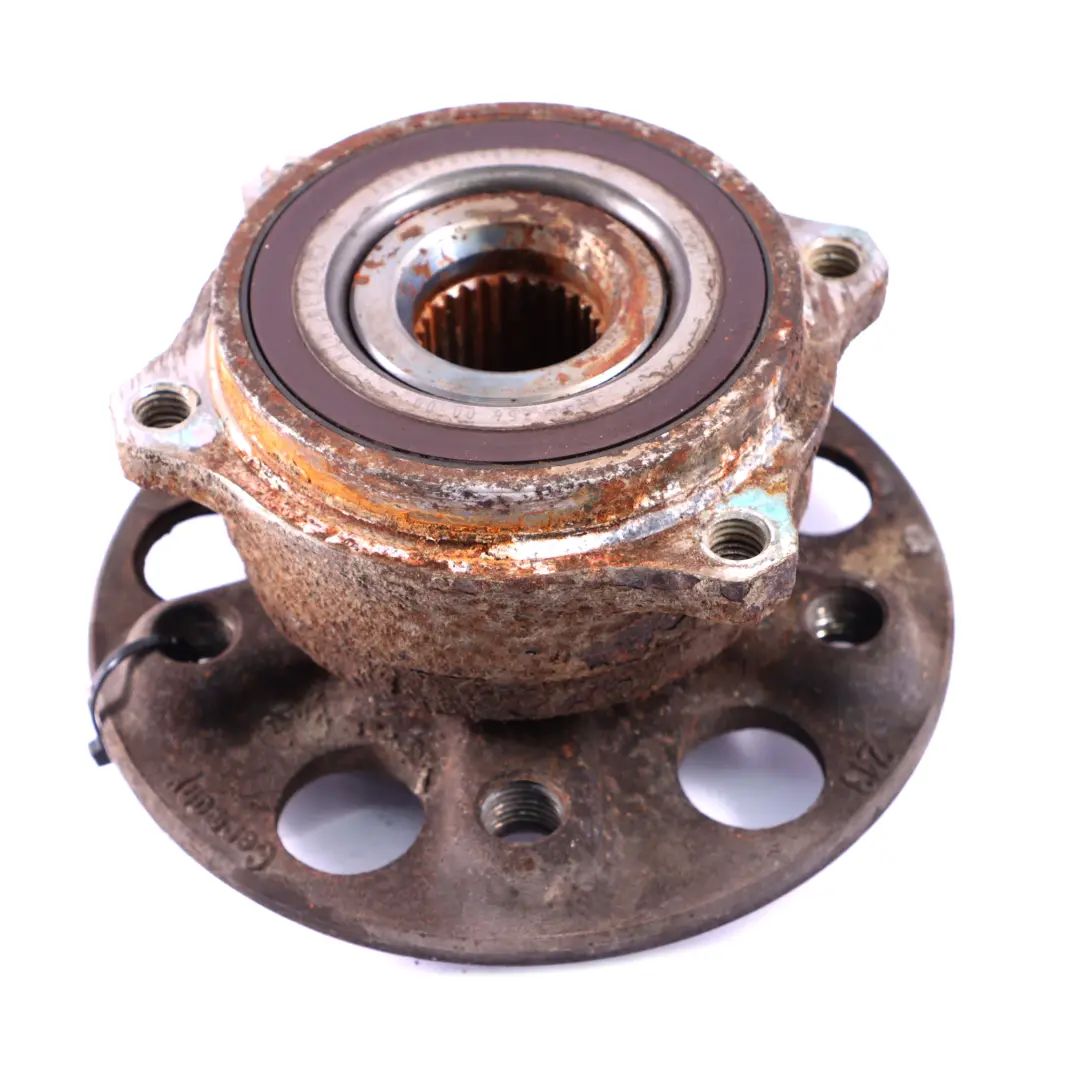 Moyeu Roue Mercedes W213 X253 Roulement d'Essieu Arrière pour à propos du numéro de pièce A2133570500 Moyeu Roue Mercedes W213 X253 Roulement d'Essieu Arrière - SKU A2133570500 - Numéro de pièce A2133570500