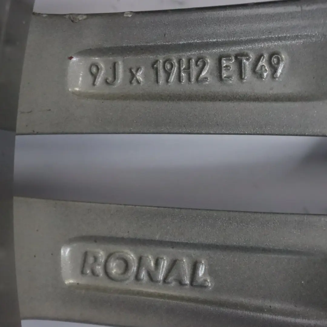 Cerchio lega posteriore 19" ET:49 9J per Mercedes W213 C238 AMG con numero di parte A2134012100 Mercedes W213 C238 AMG Cerchio lega posteriore 19" ET:49 9J - SKU A2134012100-2 - Numero di parte A2134012100