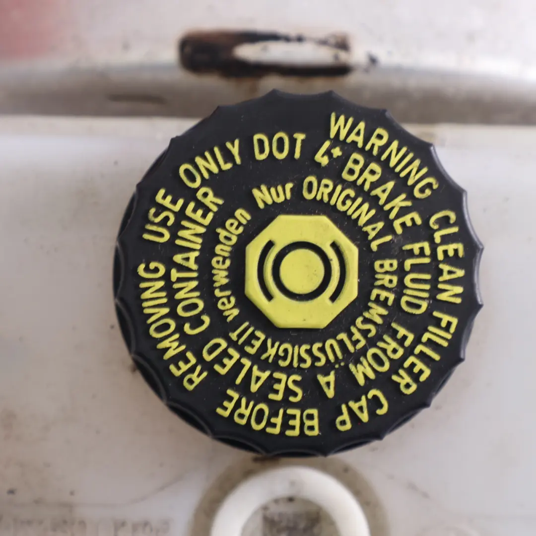  Booster de frein Mercedes X253 GLC 220d Maître cylindre Réservoir - SKU A2134301130 - Numéro de pièce A2134301130