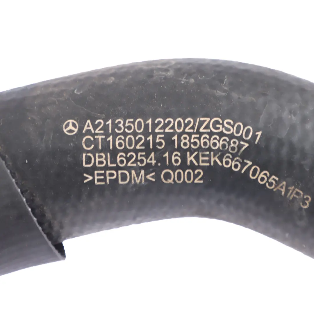 Manguera Refrigerante Mercedes W213 Diesel OM656 Radiador Izquierdo para con número de pieza A2135012202 Manguera Refrigerante Mercedes W213 Diesel OM656 Radiador Izquierdo - SKU A2135012202 - Número de pieza A2135012202