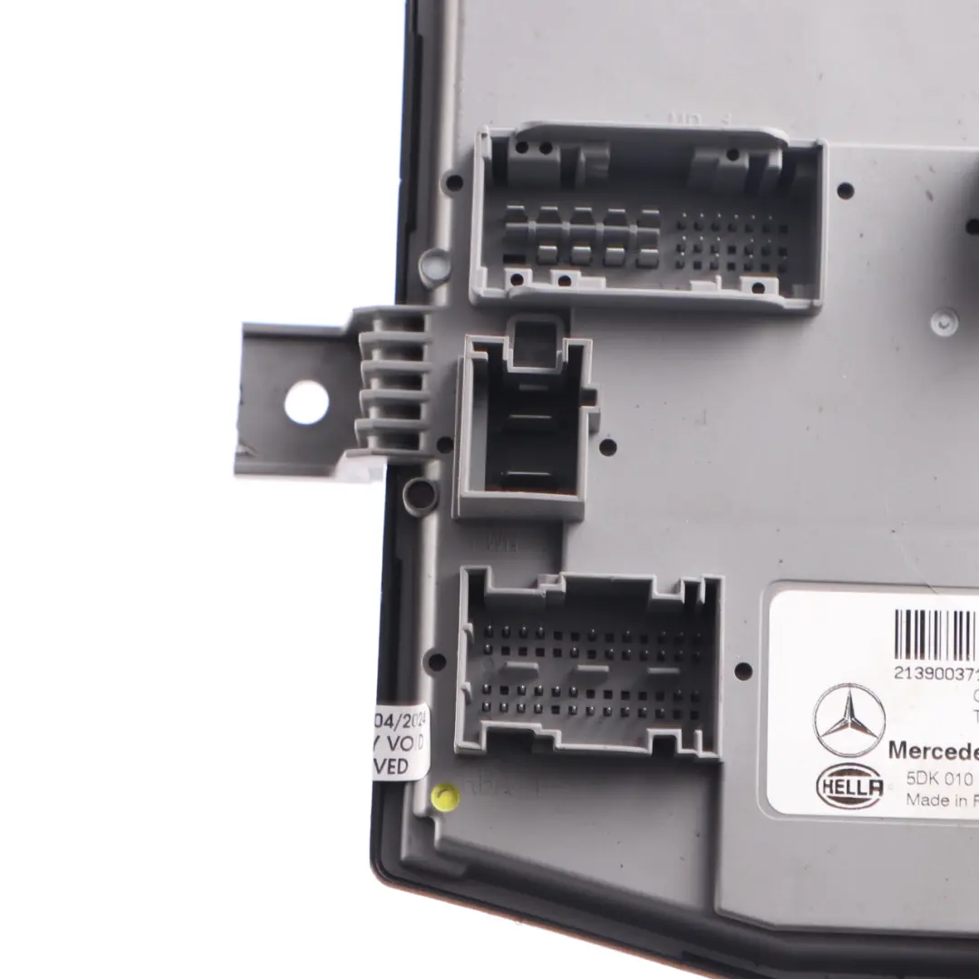 Mercedes W213 SAM Module Signal Actuation Module Comfort Unit - SKU A2139003711 - Part number A2139005315