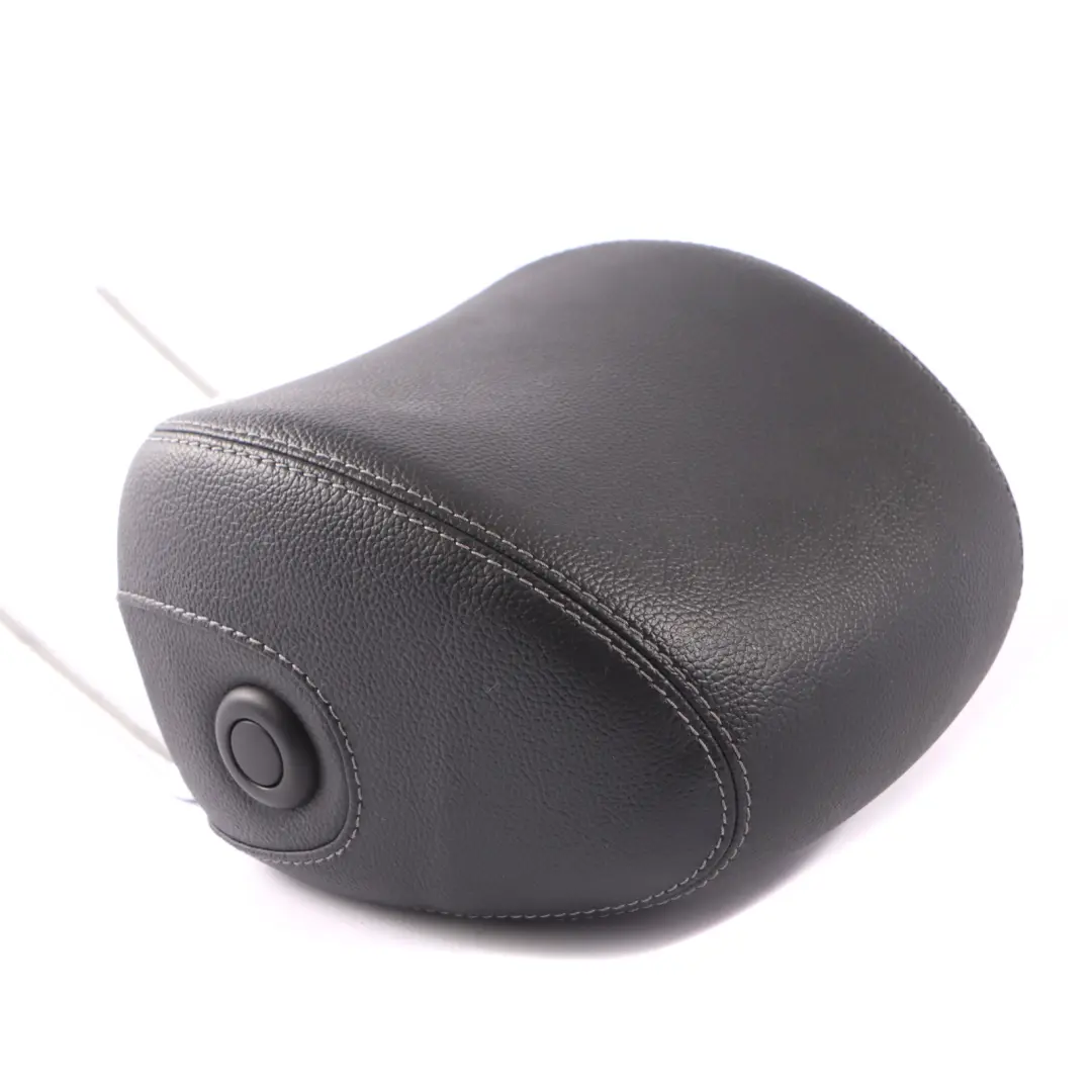 Poggiatesta Sedile Anteriore Sinistro Destro Nero Finta Pelle per Mercedes W213 con numero di parte A2139704650 Mercedes W213 Poggiatesta Sedile Anteriore Sinistro Destro Nero Finta Pelle - SKU A2139704650 - Numero di parte A2139704650