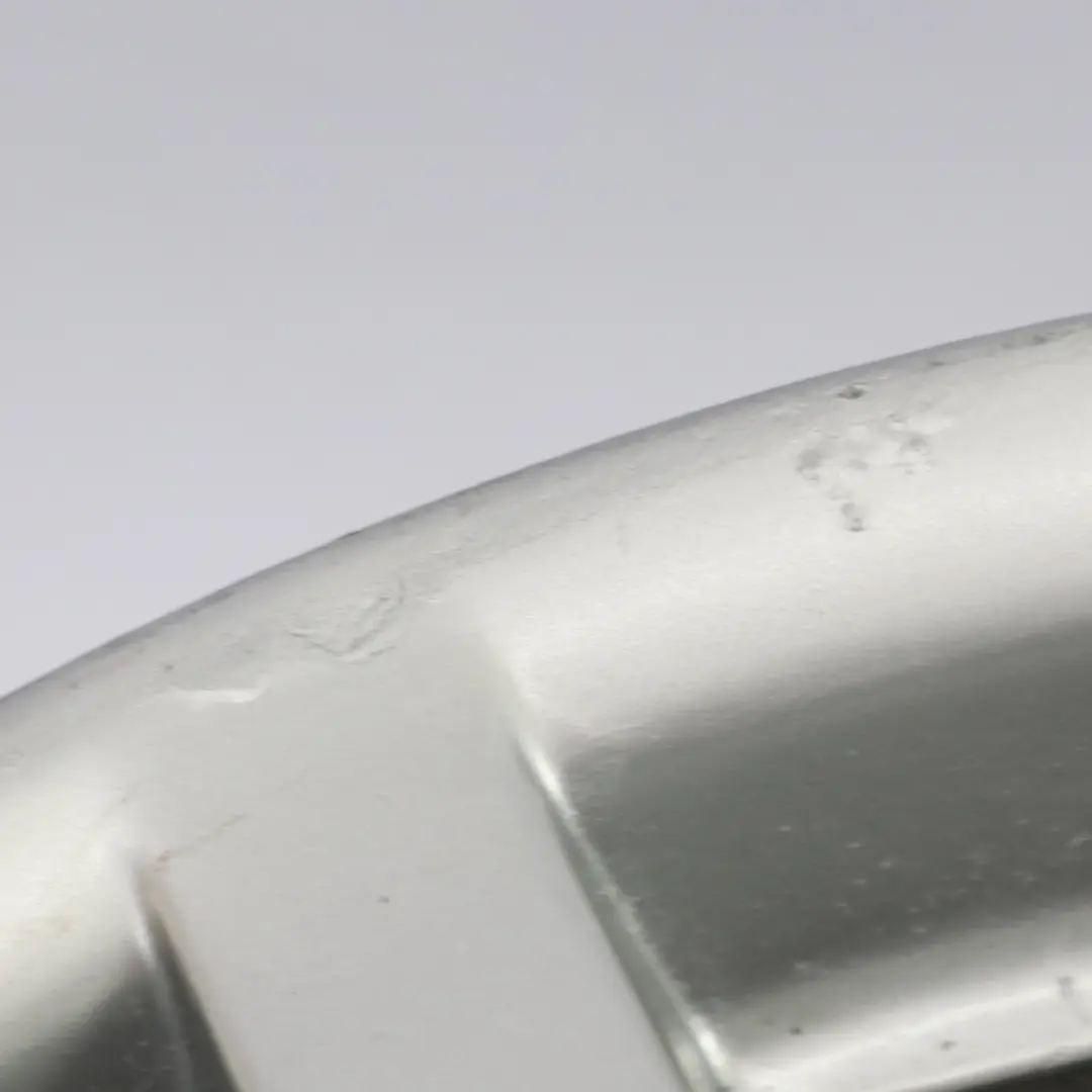 Cerchio anteriore in lega argento 17" 8,5J ET:28 per Mercedes CLS C219 con numero di parte A2194010002 Mercedes CLS C219 Cerchio anteriore in lega argento 17" 8,5J ET:28 - SKU A2194010002-1 - Numero di parte A2194010002