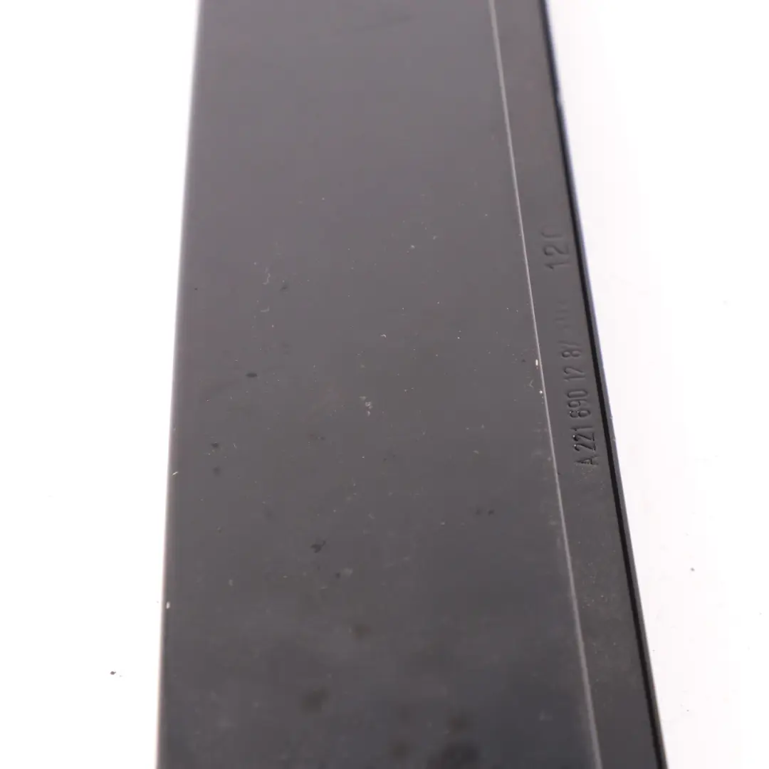 Column B Pillar Door Front Right O/S Finisher to Mercedes W221 Cover with Part number A2216901287 Mercedes W221 Cover Column B Pillar Door Front Right O/S Finisher - SKU A2216901287 - Part number A2216901287