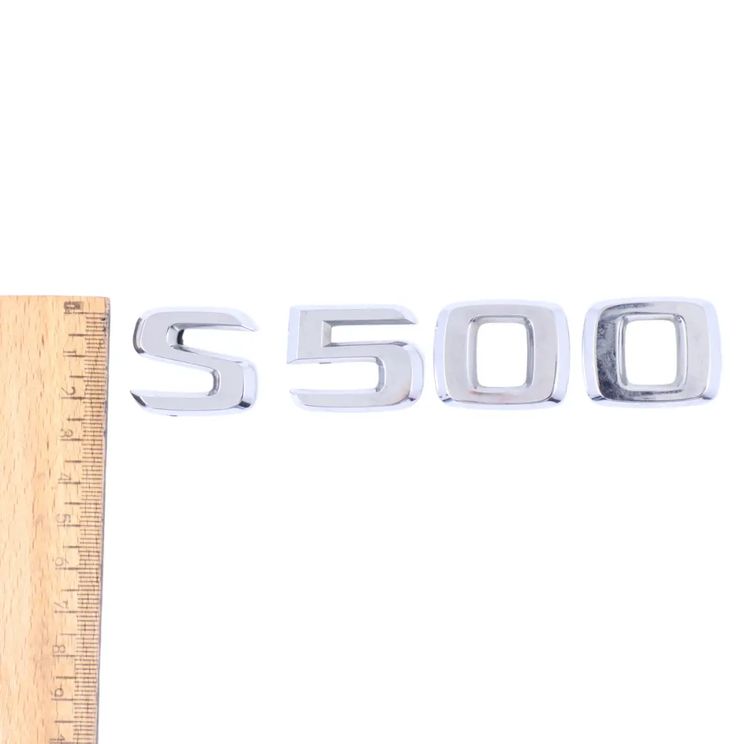 S500 Emblemat Napis Znaczek Klapy Bagażnika do Mercedes W221 o numerze A2218171315 Mercedes W221 S500 Emblemat Napis Znaczek Klapy Bagażnika - SKU a2218171315 - Numer Części A2218171315