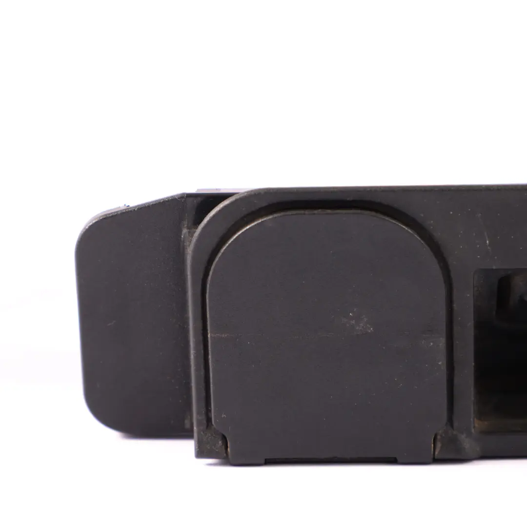 Heckklappen Griff Mercedes C117 W205 Boot Kofferraum Öffnen Freigabe für mit Teilenummer A2227500893 Heckklappen Griff Mercedes C117 W205 Boot Kofferraum Öffnen Freigabe - SKU A2227500893-1 - Teilenummer A2227500893