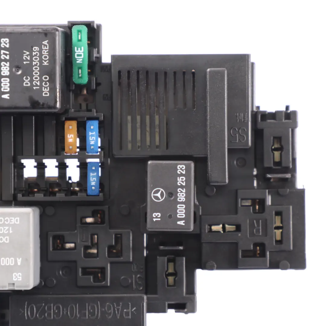 Caja de fusibles Mercedes GLC X253 Compartimento del motor Unidad de caja relés para con número de pieza A2229063805 Caja de fusibles Mercedes GLC X253 Compartimento del motor Unidad de caja relés - SKU A2229063805 - Número de pieza A2229063805