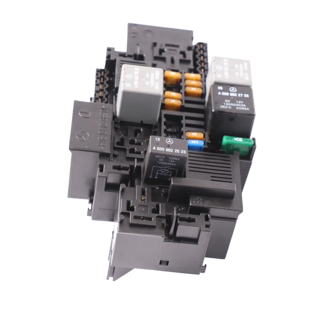 Fuse Box Mercedes GLC X253 Engine Compartment Relay Box Unit to with Part number A2229063805 Fuse Box Mercedes GLC X253 Engine Compartment Relay Box Unit - SKU A2229063805 - Part number A2229063805