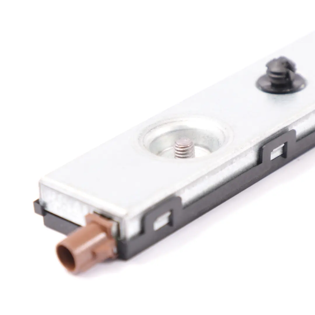 Antena Aérea Amplificador Unidad Control Módulo para Mercedes Vito W447 con número de pieza A2239053002 Mercedes Vito W447 Antena Aérea Amplificador Unidad Control Módulo - SKU A2239053002 - Número de pieza A2239053002