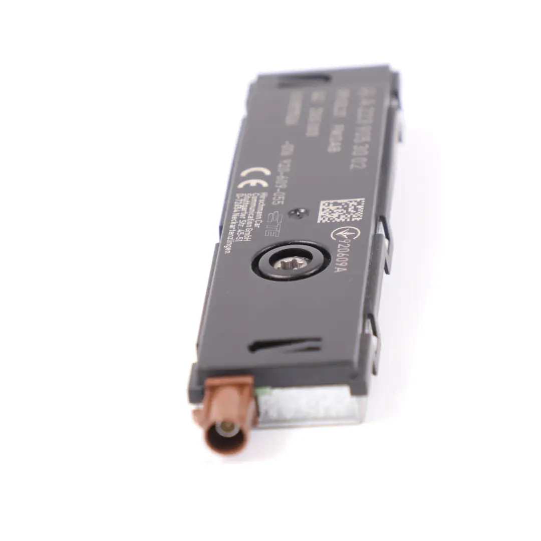 Module unité amplificateur antenne aérienne pour Mercedes Vito W447 à propos du numéro de pièce A2239053002 Mercedes Vito W447 Module unité amplificateur antenne aérienne - SKU A2239053002 - Numéro de pièce A2239053002