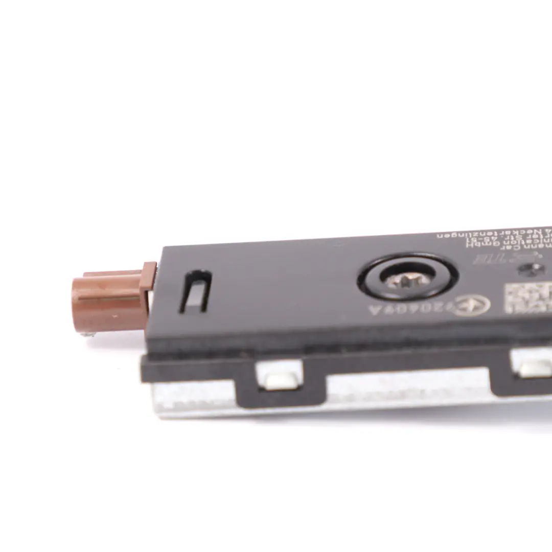 Module unité amplificateur antenne aérienne pour Mercedes Vito W447 à propos du numéro de pièce A2239053002 Mercedes Vito W447 Module unité amplificateur antenne aérienne - SKU A2239053002 - Numéro de pièce A2239053002