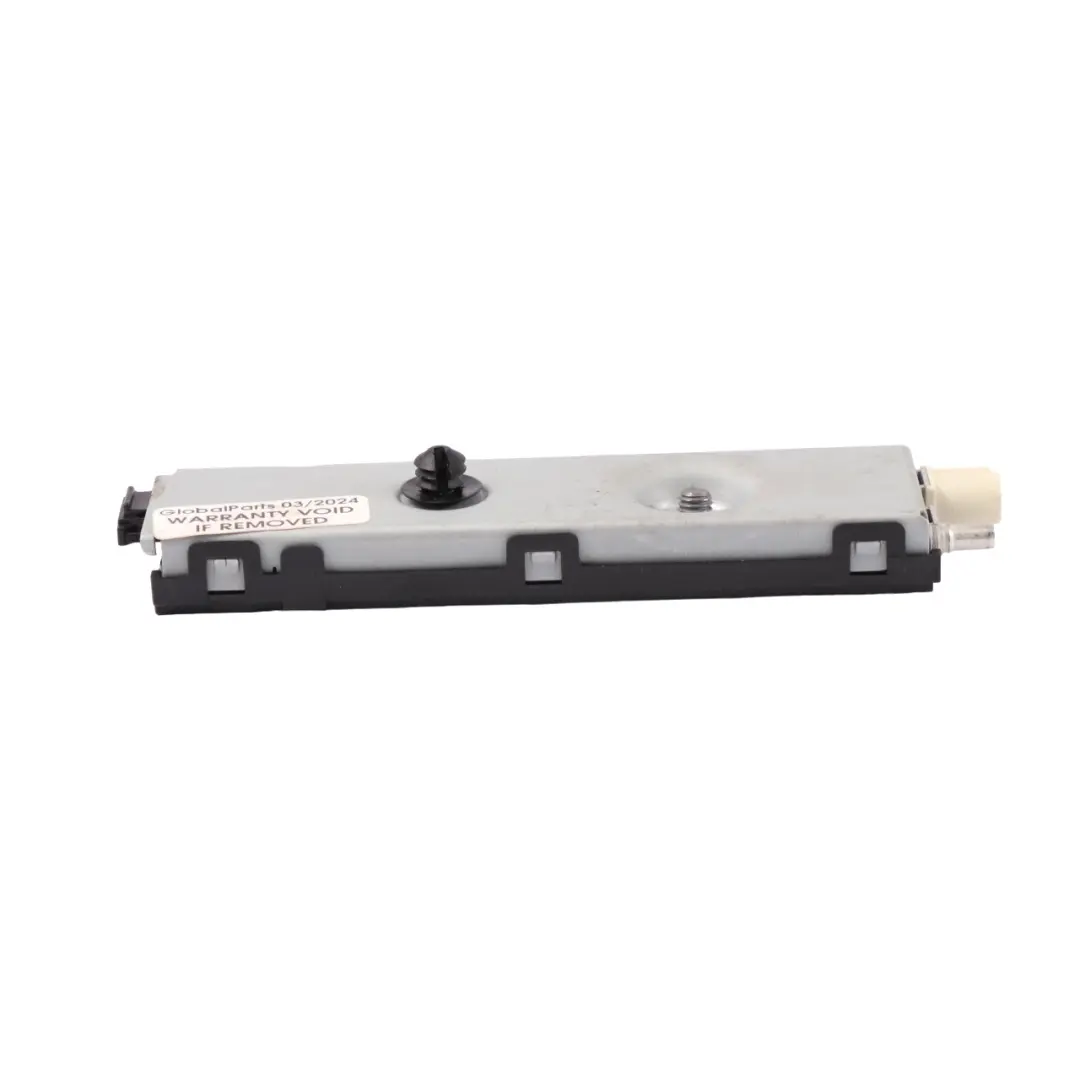 Mercedes A205 C238 Module d'amplification de l'antenne convertible - SKU A2389051300 - Numéro de pièce A2389051300