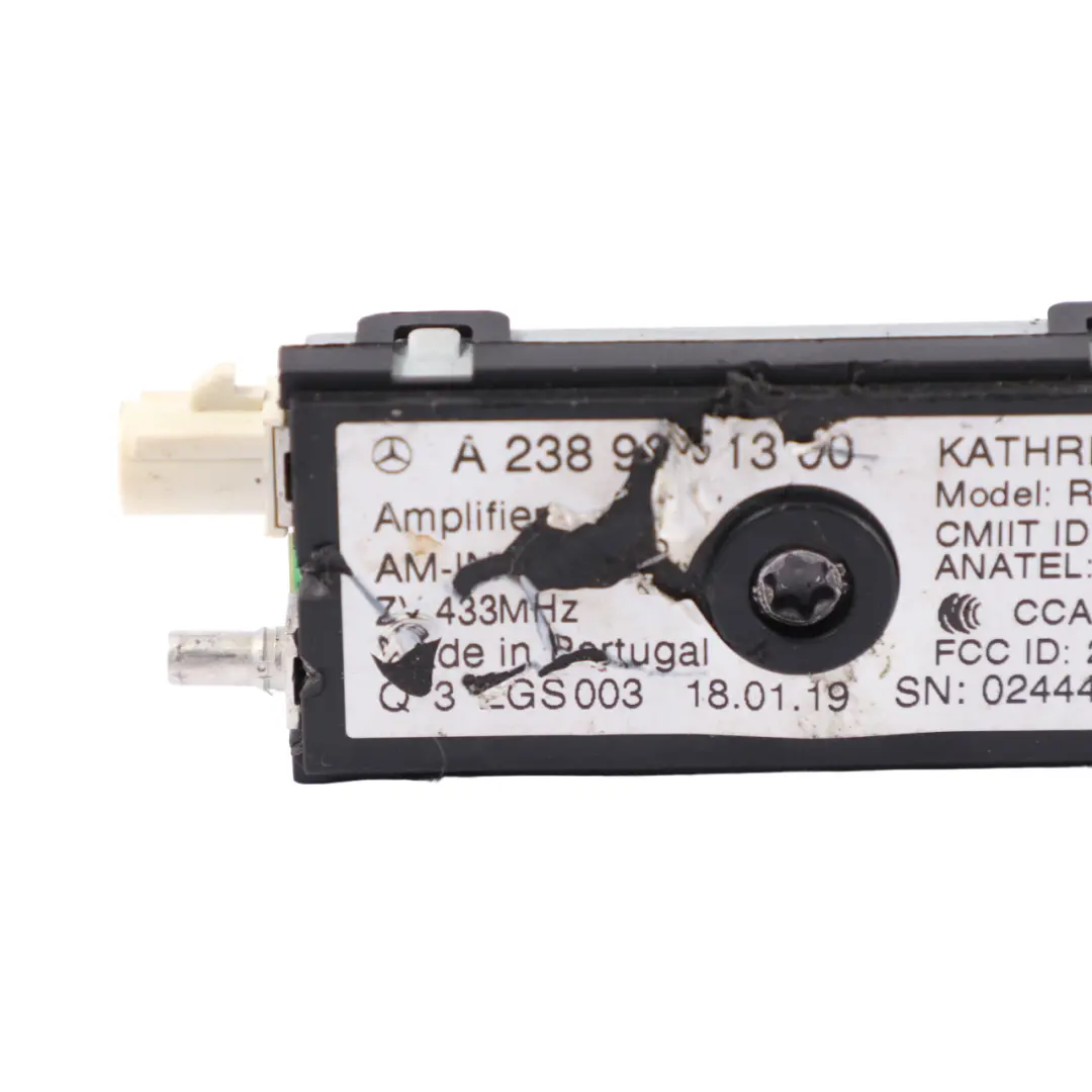 Mercedes A205 C238 Convertible Antena Amplificador Módulo Unidad - SKU A2389051300 - Número de pieza A2389051300