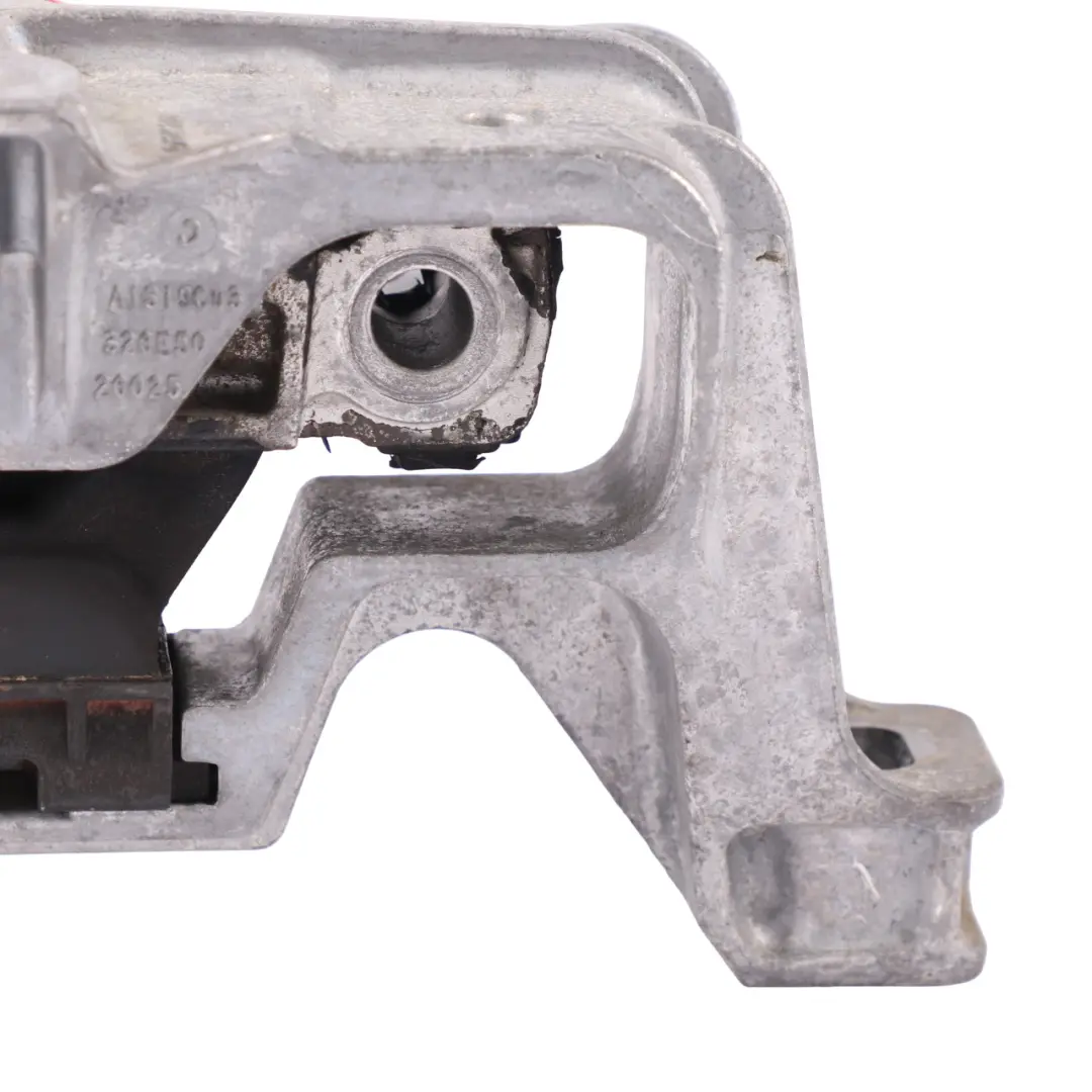 Motor halterung Mercedes C117 W176 M133 AMG Rechts - SKU A2462402417 - Teilenummer A2462402417