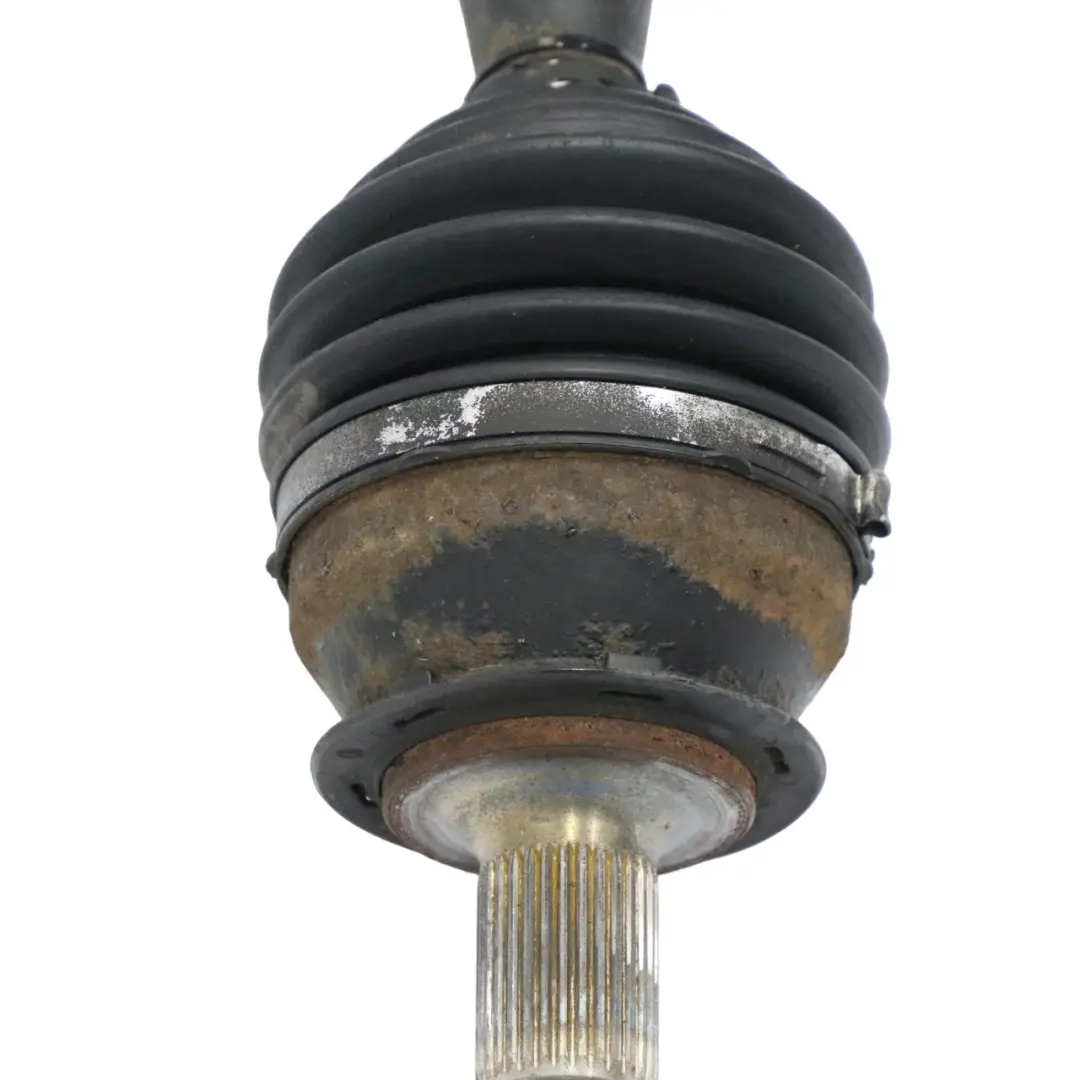 Arbre transmission Mercedes W176 W246 M270 Essieu avant gauche pour à propos du numéro de pièce A2463309200 Arbre transmission Mercedes W176 W246 M270 Essieu avant gauche - SKU A2463309200 - Numéro de pièce A2463309200