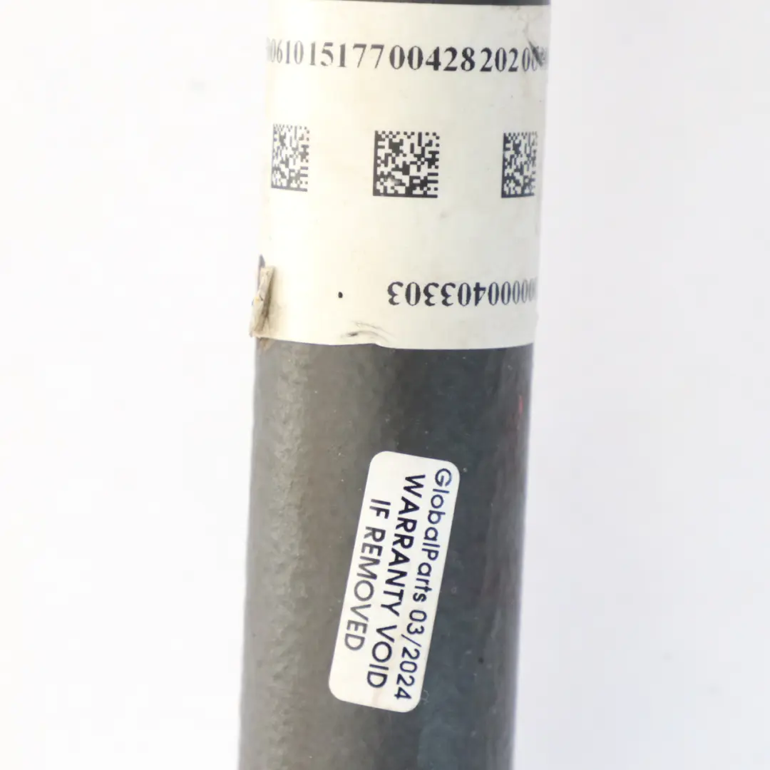 Albero trasmissione Mercedes W176 W246 Assale posteriore sinistro per con numero di parte A2463500610 Albero trasmissione Mercedes W176 W246 Assale posteriore sinistro - SKU A2463500610-1 - Numero di parte A2463500610