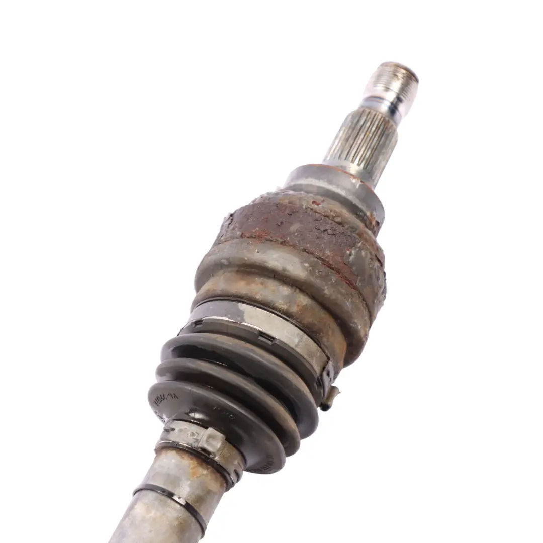 Antriebswelle Mercedes W176 W246 Hinten Links Achse 4matic für mit Teilenummer A2463500610 Antriebswelle Mercedes W176 W246 Hinten Links Achse 4matic - SKU A2463500610 - Teilenummer A2463500610