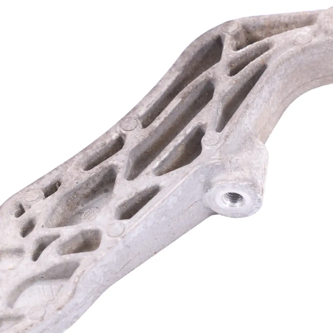 Łapa Wspornik Mostu Dyferencjału Tył do Mercedes W176 W246 o numerze A2463520500 Mercedes W176 W246 Łapa Wspornik Mostu Dyferencjału Tył - SKU A2463520500 - Numer Części A2463520500