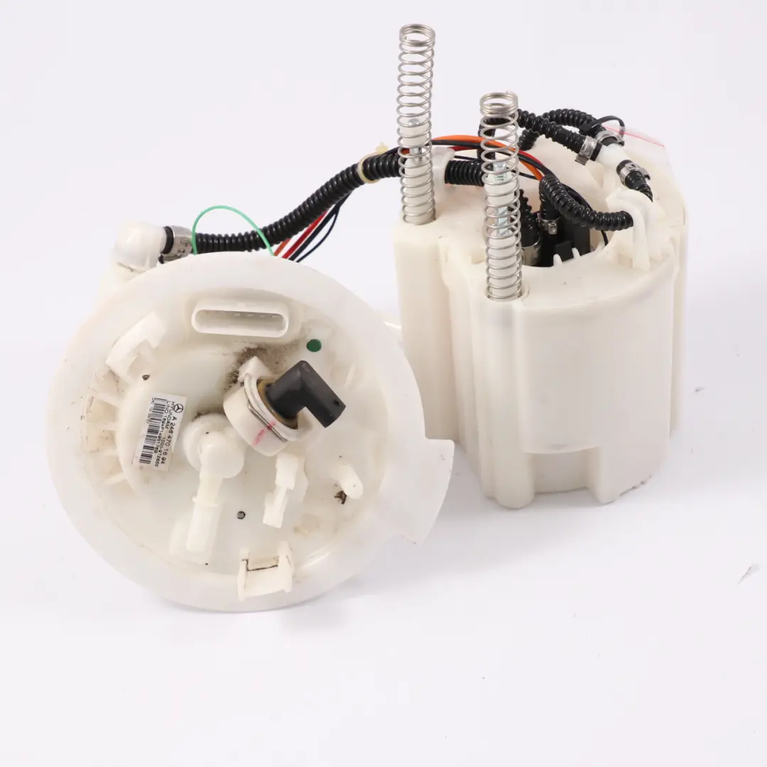 Kraftstoffpumpe Mercedes W176 W246 Fördermengensensor Gebereinheit für mit Teilenummer A2464701694 Kraftstoffpumpe Mercedes W176 W246 Fördermengensensor Gebereinheit - SKU A2464701694 - Teilenummer A2464701694