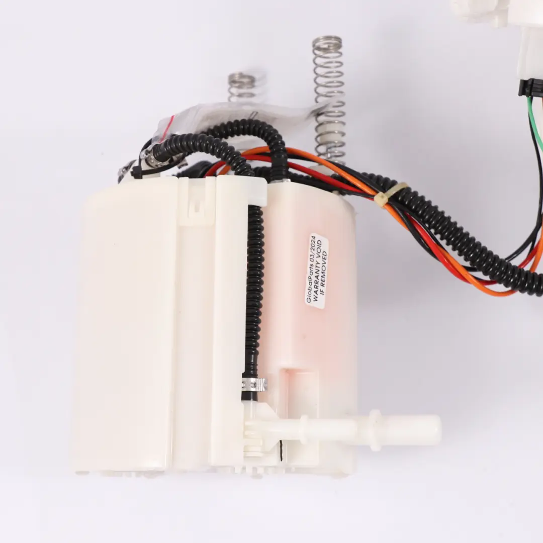 Pump Mercedes C117 W176 W246 Delivery Sensor Sender Unit to Fuel with Part number A2464701694 Fuel Pump Mercedes C117 W176 W246 Delivery Sensor Sender Unit - SKU A2464701694 - Part number A2464701694