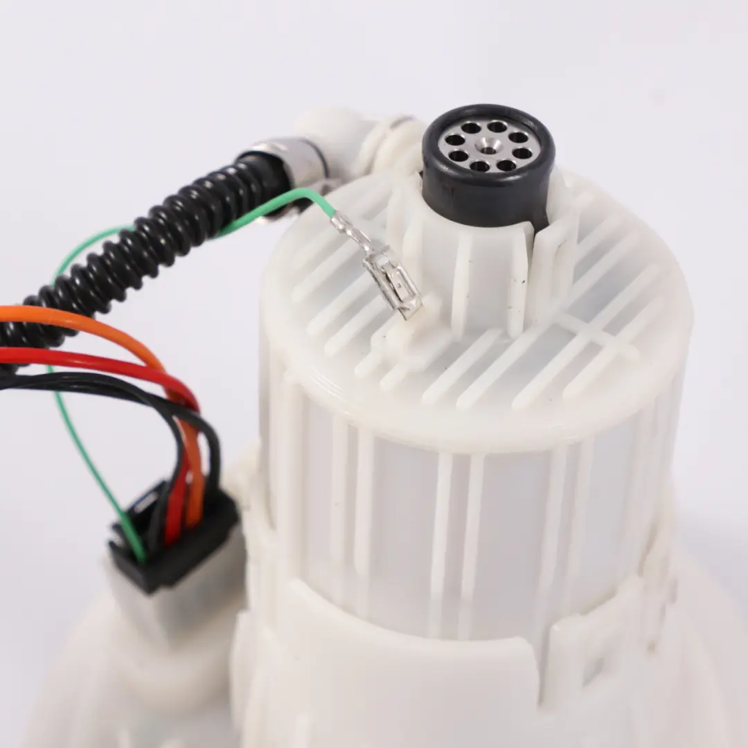 Bomba de combustible Mercedes C117 W176 W246 M270 Entrega Sensor para con número de pieza A2464701694 Bomba de combustible Mercedes C117 W176 W246 M270 Entrega Sensor - SKU A2464701694 - Número de pieza A2464701694