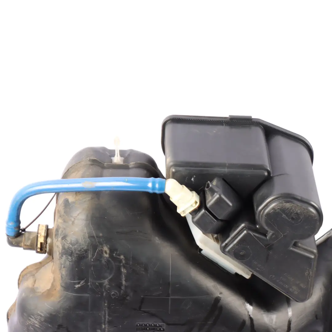 4matic Fuel Reservoir to Fuel Tank Mercedes C117 W176 W246 Petrol with Part number A2464703200 Fuel Tank Mercedes C117 W176 W246 Petrol 4matic Fuel Reservoir - SKU A2464703200 - Part number A2464703200