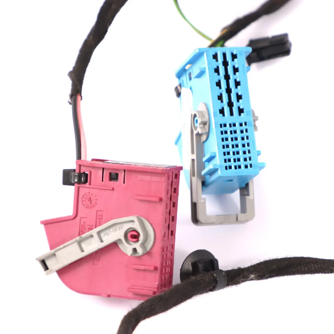 Wiring Mercedes C117 Front Seat Left Wiring Harness to Seat with Part number A2465400512 Seat Wiring Mercedes C117 Front Seat Left Wiring Harness - SKU A2465400512 - Part number A2465400512