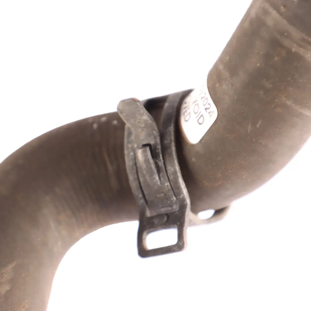 Tuyau de refroidissement d'eau pour moteur à essence Mercedes W246 - SKU A2468303496 - Numéro de pièce A2468303496