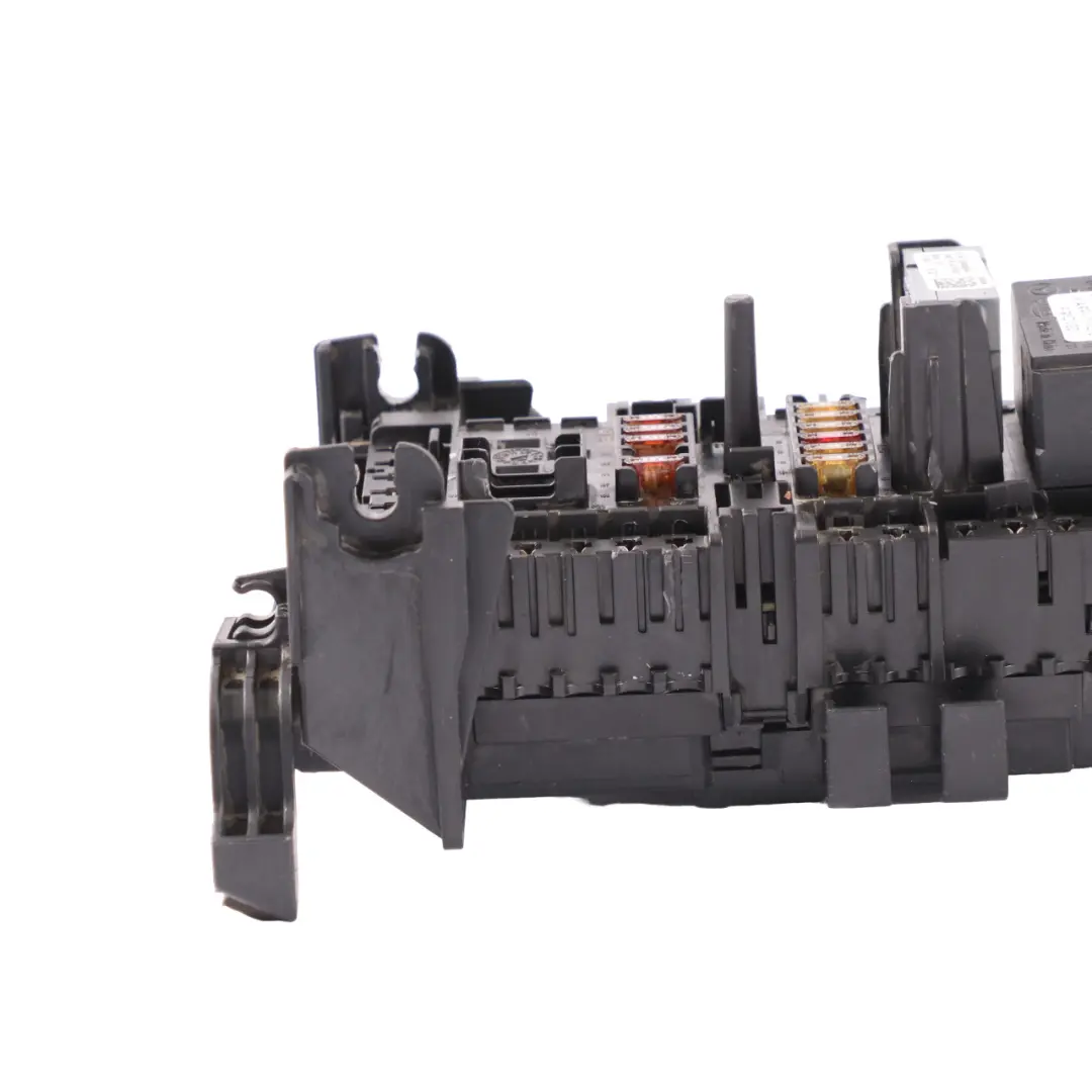 Fuse Box Mercedes CLA C117 X156 W176 W246 Relay Unit to with Part number A2469067200 Fuse Box Mercedes CLA C117 X156 W176 W246 Relay Unit - SKU A2469067200 - Part number A2469067200