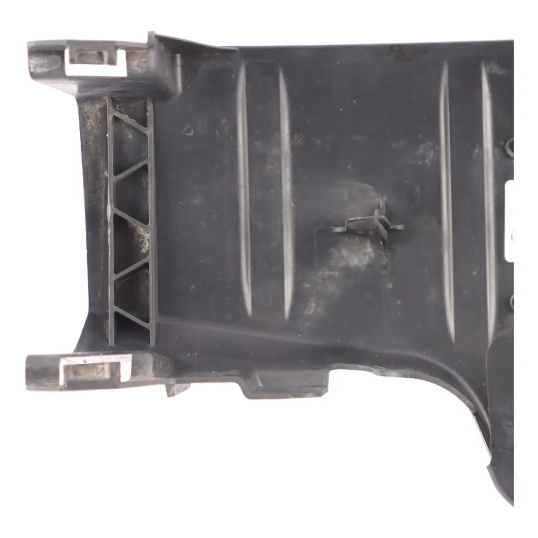 Coperchio assale Mercedes C118 W177 posteriore sinistro copertura per con numero di parte A2473523100 Coperchio assale Mercedes C118 W177 posteriore sinistro copertura - SKU A2473523100 - Numero di parte A2473523100