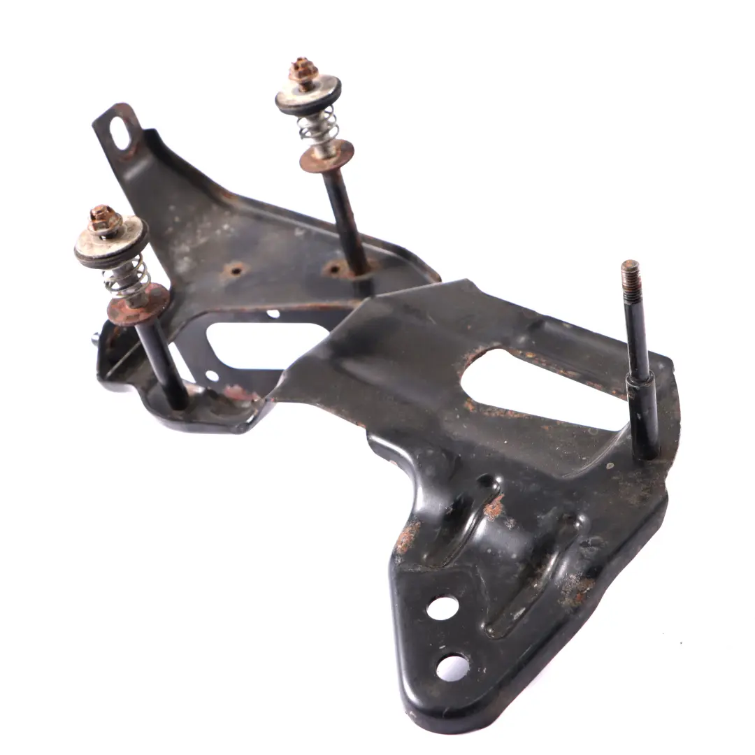 Soporte de compresor de suspensión neumática Mercedes W251 para con número de pieza A2513210040 Soporte de compresor de suspensión neumática Mercedes W251 - SKU A2513210040 - Número de pieza A2513210040