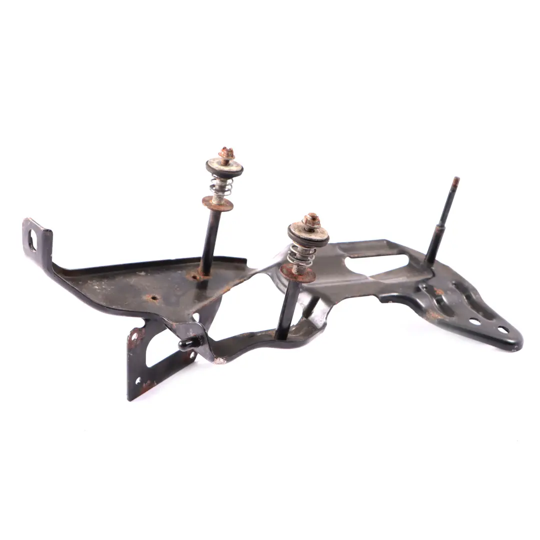 Soporte de compresor de suspensión neumática Mercedes W251 para con número de pieza A2513210040 Soporte de compresor de suspensión neumática Mercedes W251 - SKU A2513210040 - Número de pieza A2513210040