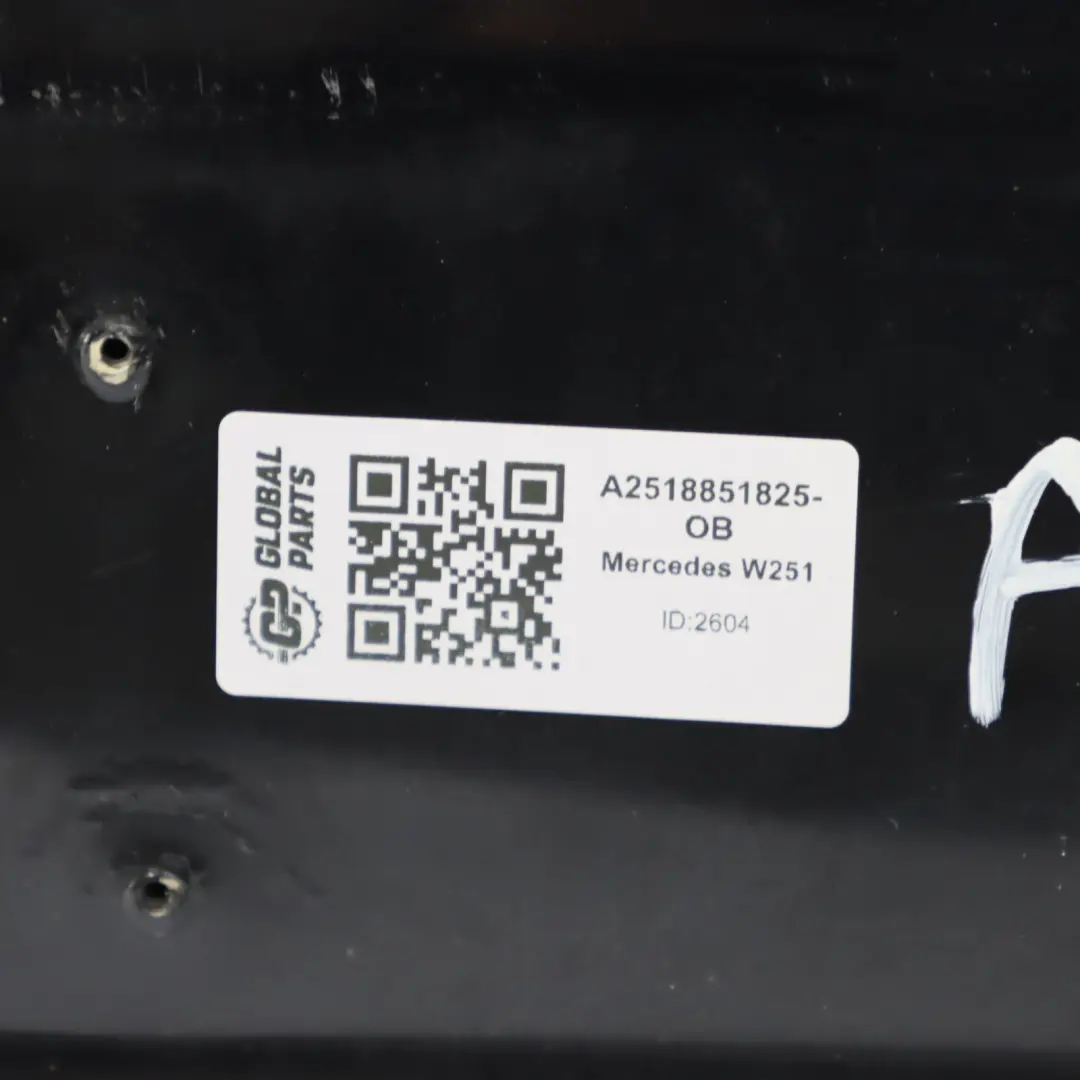 Zderzak Przedni AMG Obsidian Black Czarny Metalik - 197 do Mercedes W251 o numerze A2518851825 Mercedes W251 Zderzak Przedni AMG Obsidian Black Czarny Metalik - 197 - SKU A2518851825-OB - Numer Części A2518851825