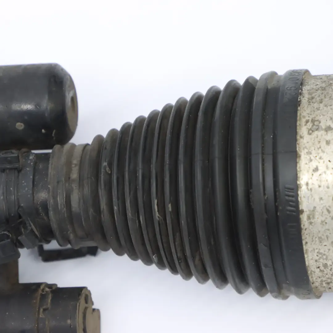 W253 AMG Amortiguador Delantero Izquierdo Suspensión para Mercedes GLC 43 con número de pieza A2533200801 Mercedes GLC 43 W253 AMG Amortiguador Delantero Izquierdo Suspensión - SKU A2533200801 - Número de pieza A2533200801