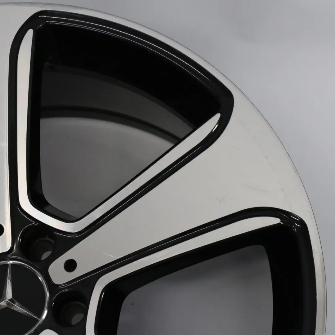 Felga Aluminiowa 20" ET:40 8,5J do Mercedes GLC X253 o numerze A2534011700 Mercedes GLC X253 Felga Aluminiowa 20" ET:40 8,5J - SKU A2534011700-2 - Numer Części A2534011700