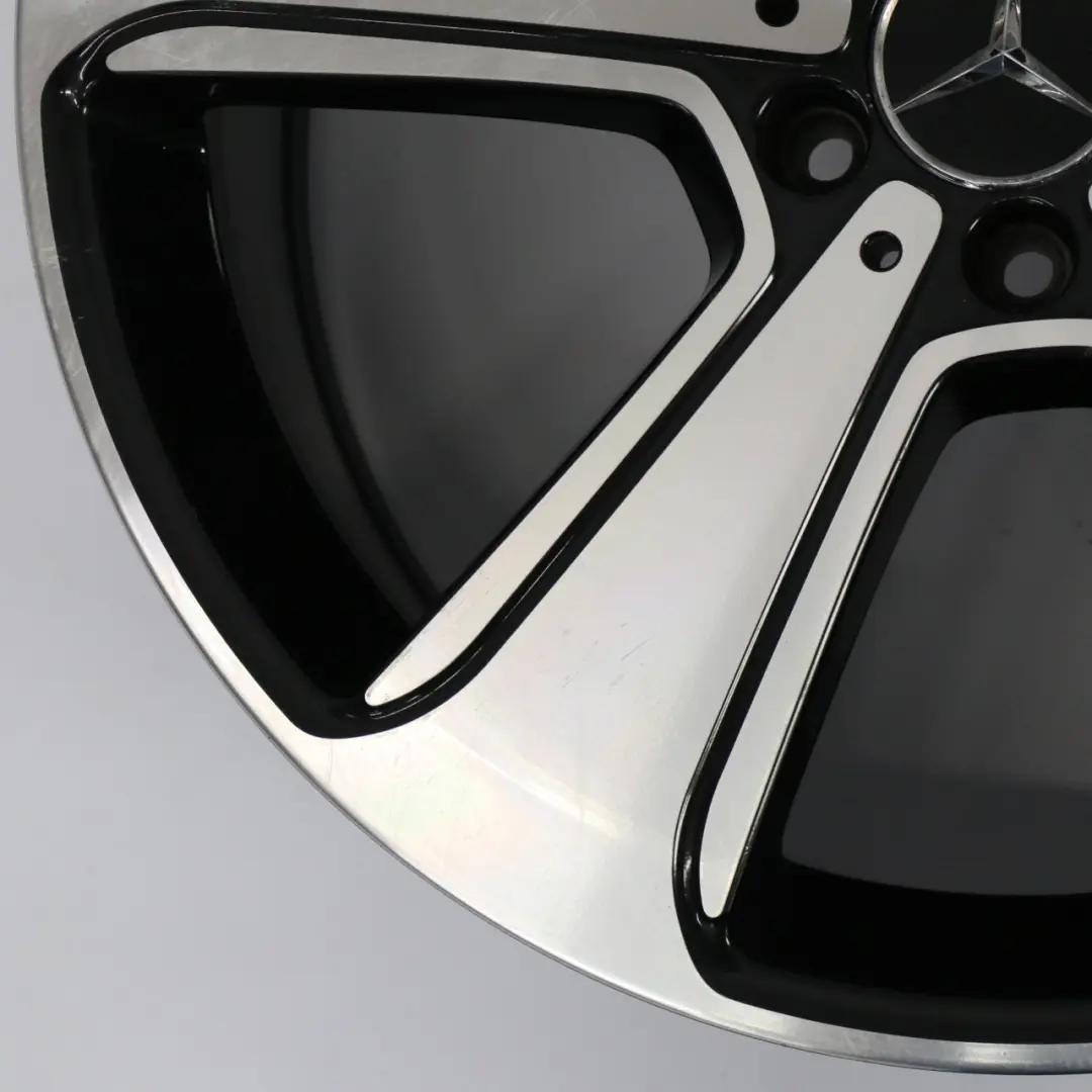 Felga Aluminiowa 20" ET:40 8,5J do Mercedes GLC X253 o numerze A2534011700 Mercedes GLC X253 Felga Aluminiowa 20" ET:40 8,5J - SKU A2534011700-2 - Numer Części A2534011700