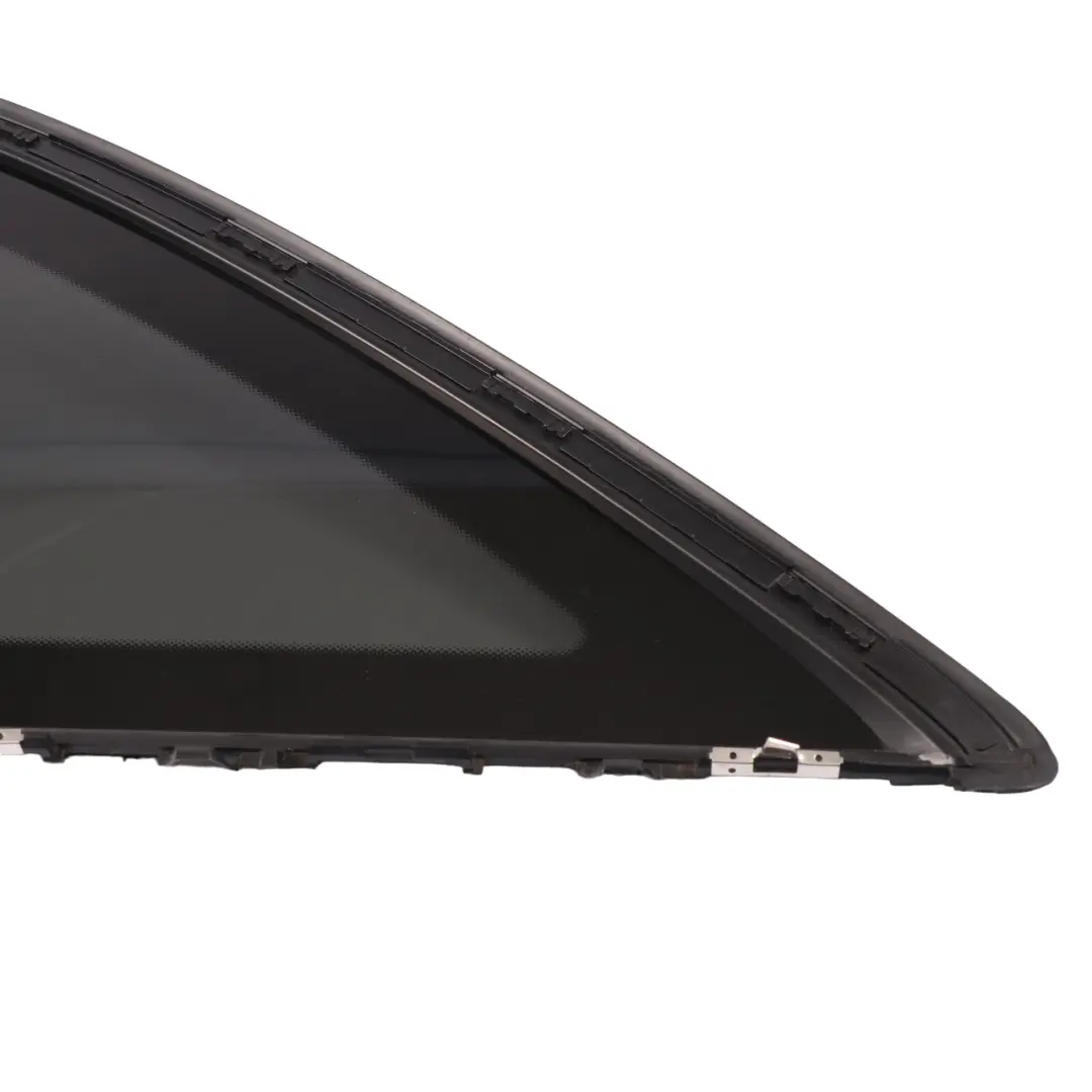 Cristal Ventana Trasera Izquierda Cuarto lado AS3 para Mercedes GLC X253 con número de pieza A2536706700 Mercedes GLC X253 Cristal Ventana Trasera Izquierda Cuarto lado AS3 - SKU A2536706700 - Número de pieza A2536706700