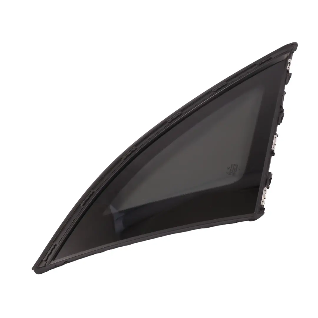 Vetro Finestra Posteriore Sinistra Lato Nero AS3 per Mercedes GLC X253 con numero di parte A2536706700 Mercedes GLC X253 Vetro Finestra Posteriore Sinistra Lato Nero AS3 - SKU A2536706700 - Numero di parte A2536706700