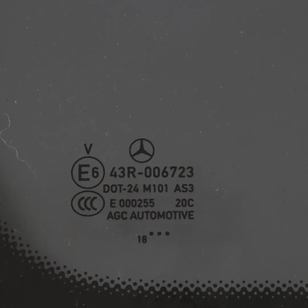 Mercedes GLC X253 Vitrage arrière gauche Quart de cercle Noir AS3 - SKU A2536706700 - Numéro de pièce A2536706700