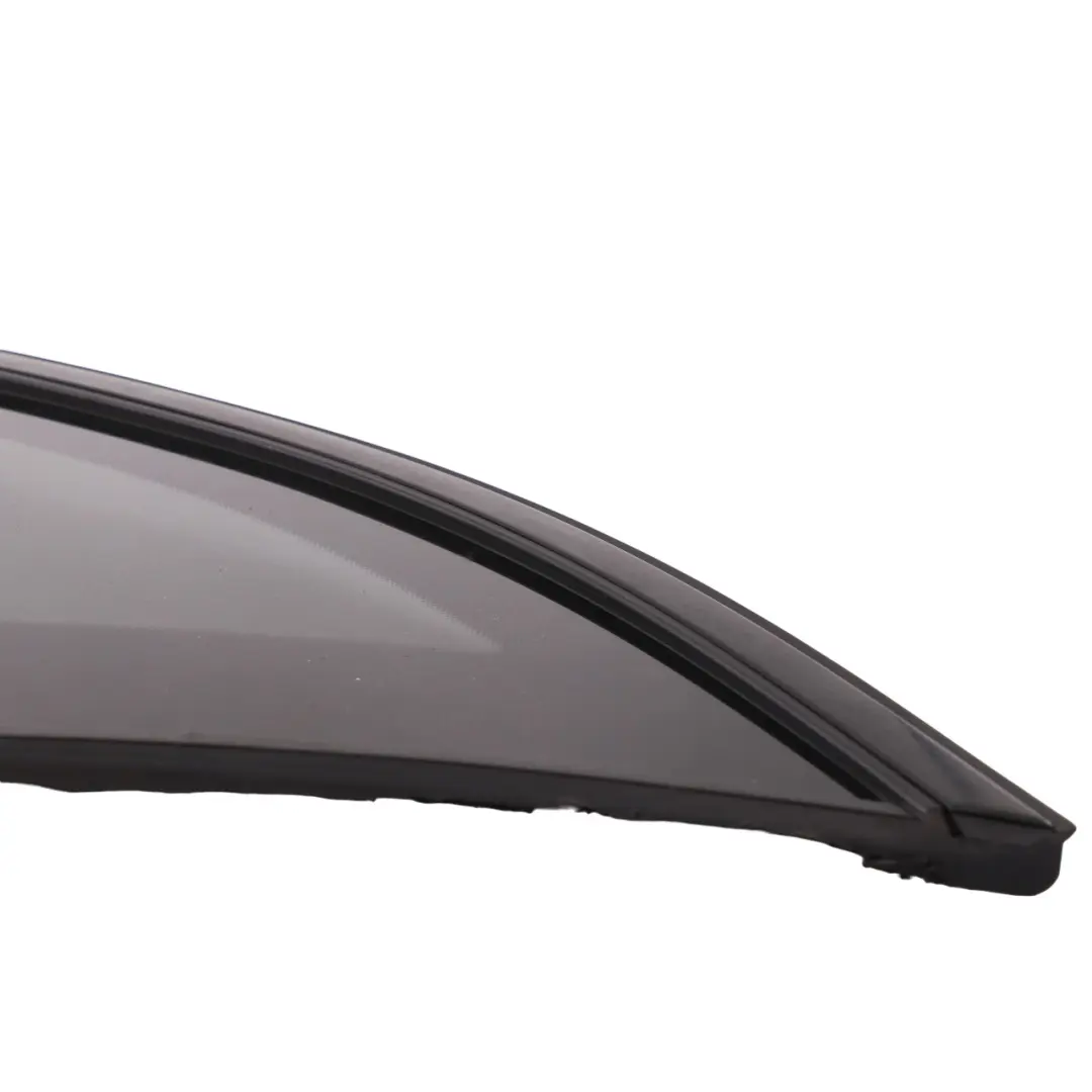 Cristal Ventana Trasera Derecha Quarter Side AS3 para Mercedes GLC X253 con número de pieza A2536706800 Mercedes GLC X253 Cristal Ventana Trasera Derecha Quarter Side AS3 - SKU A2536706800 - Número de pieza A2536706800