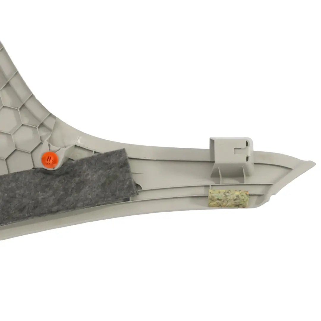 Osłona słupka D Wewnętrzna Tylna Prawa Szara do Mercedes GLC X253 o numerze A2536902025 Mercedes GLC X253 Osłona słupka D Wewnętrzna Tylna Prawa Szara - SKU A2536902025 - Numer Części A2536902025